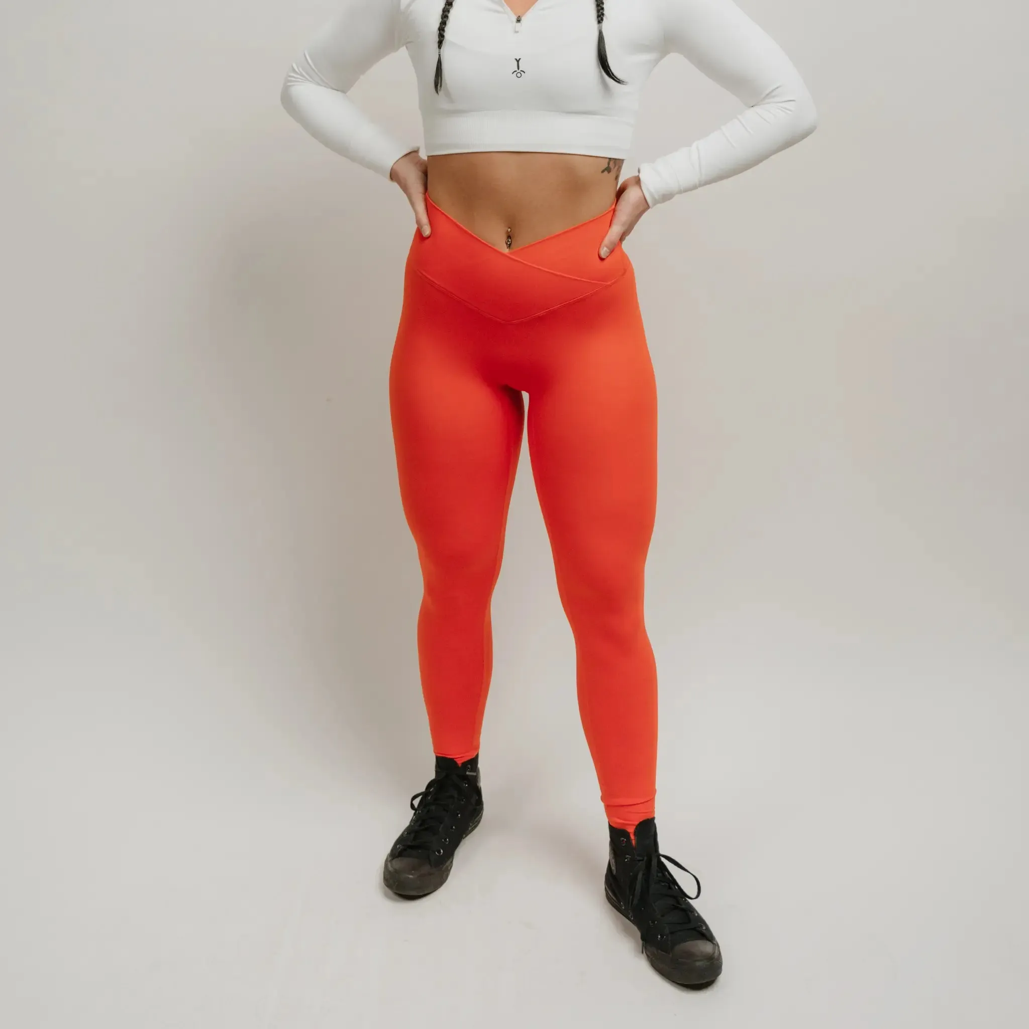 ENDURANCE V-WAIST LEGGINGS