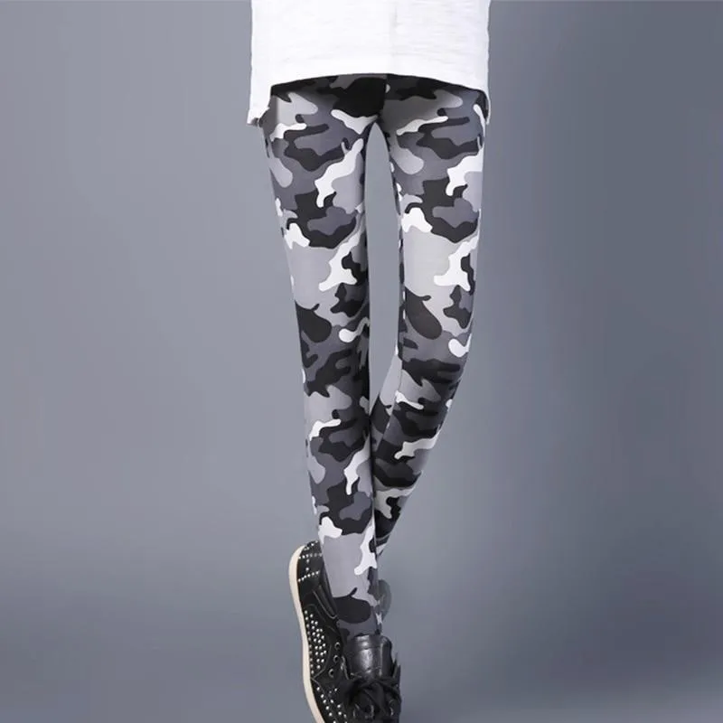 Women Elastic Design Vintage Graffiti Floral Patterned Print Leggings